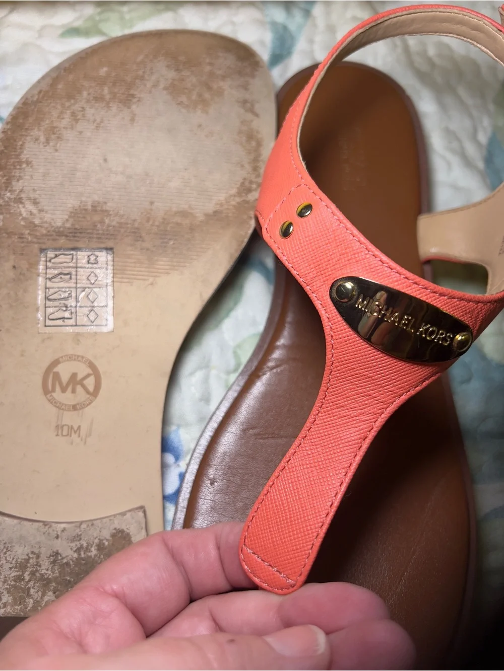 Michael Kors Women's MK Plate Flat Coral T-Strap Sandals